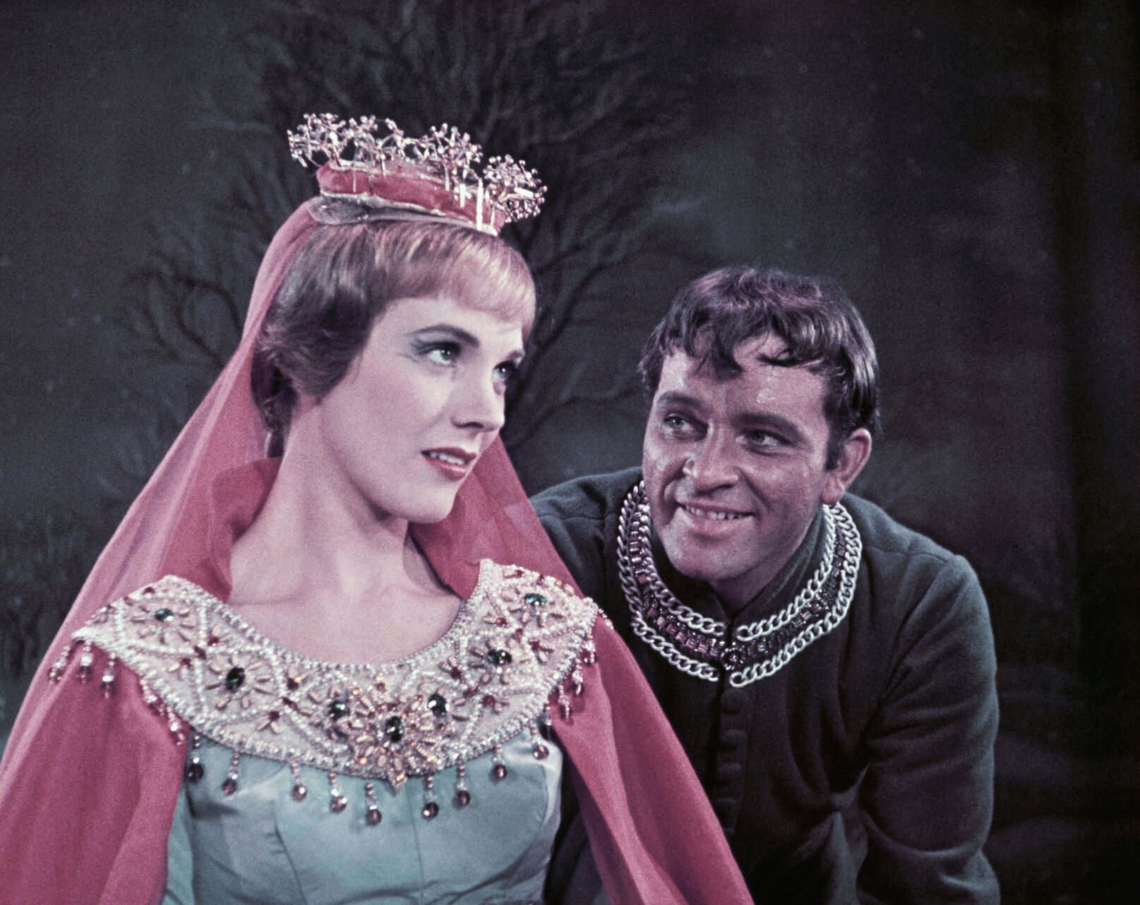 1961: Julie Andrews and Richard Burton in "Camelot"